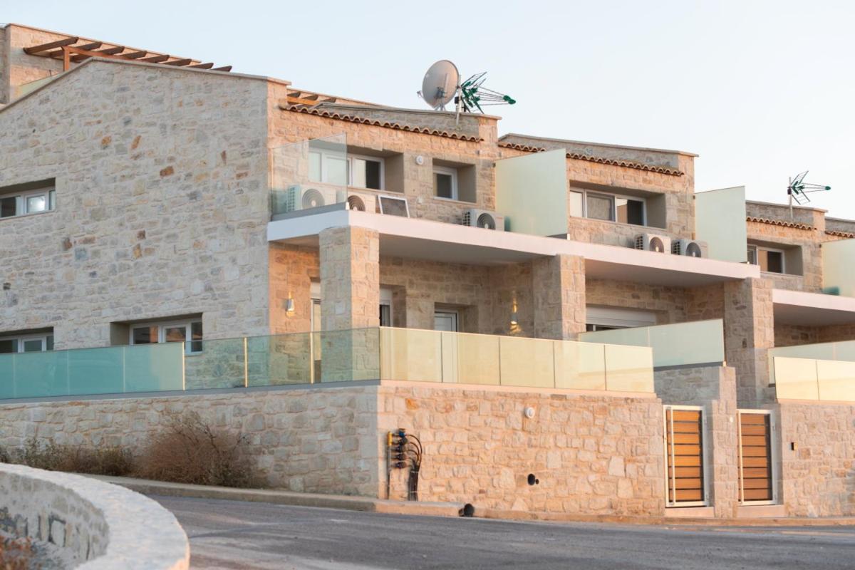 Philip Seafront Suite! Pánormos المظهر الخارجي الصورة