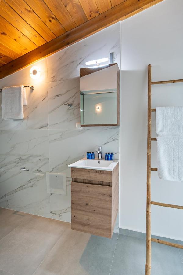 Philip Seafront Suite! Pánormos المظهر الخارجي الصورة
