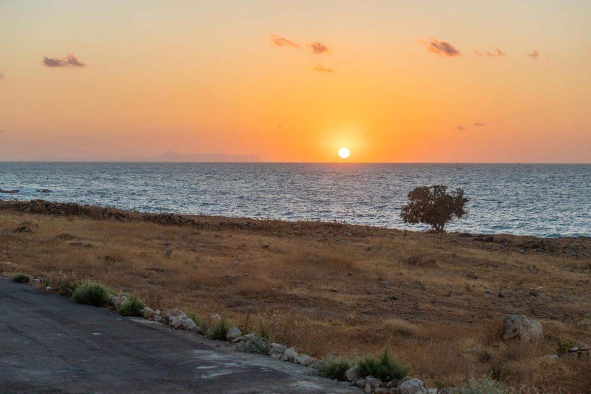 Philip Seafront Suite! Pánormos المظهر الخارجي الصورة